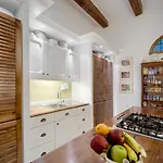 3 Bed With Outdoor Space On Seafront Σλιέμα