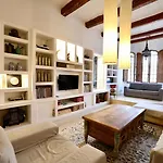 3 Bed With Outdoor Space On Seafront * Σλιέμα