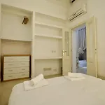 Apartamento 3 Bed With Outdoor Space On Seafront *