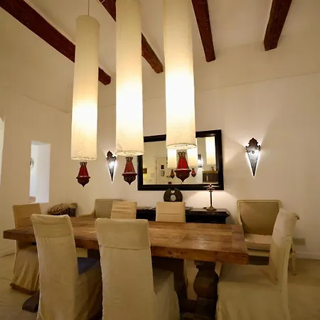 3 Bed With Outdoor Space On Seafront Appartement *