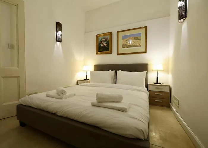 3 Bed With Outdoor Space On Seafront